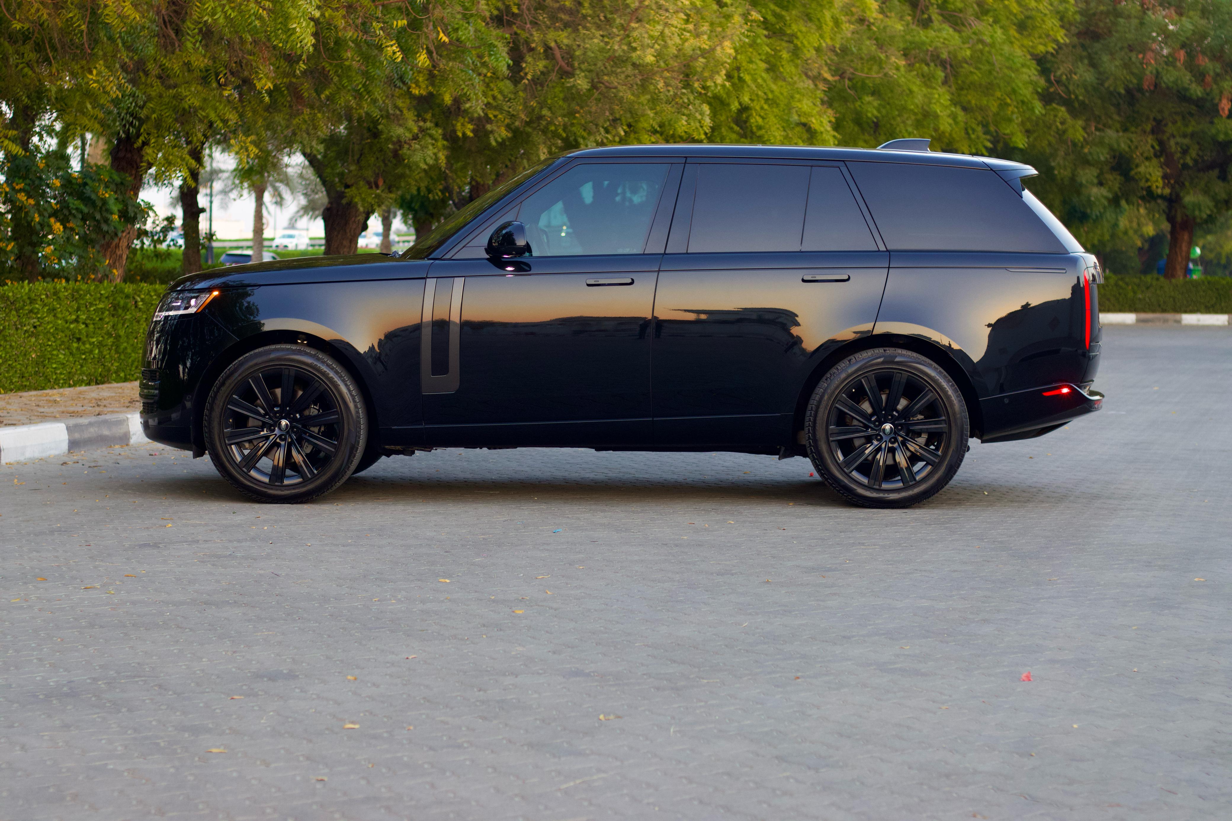 Range Rover Vogue 2025 — photo 4