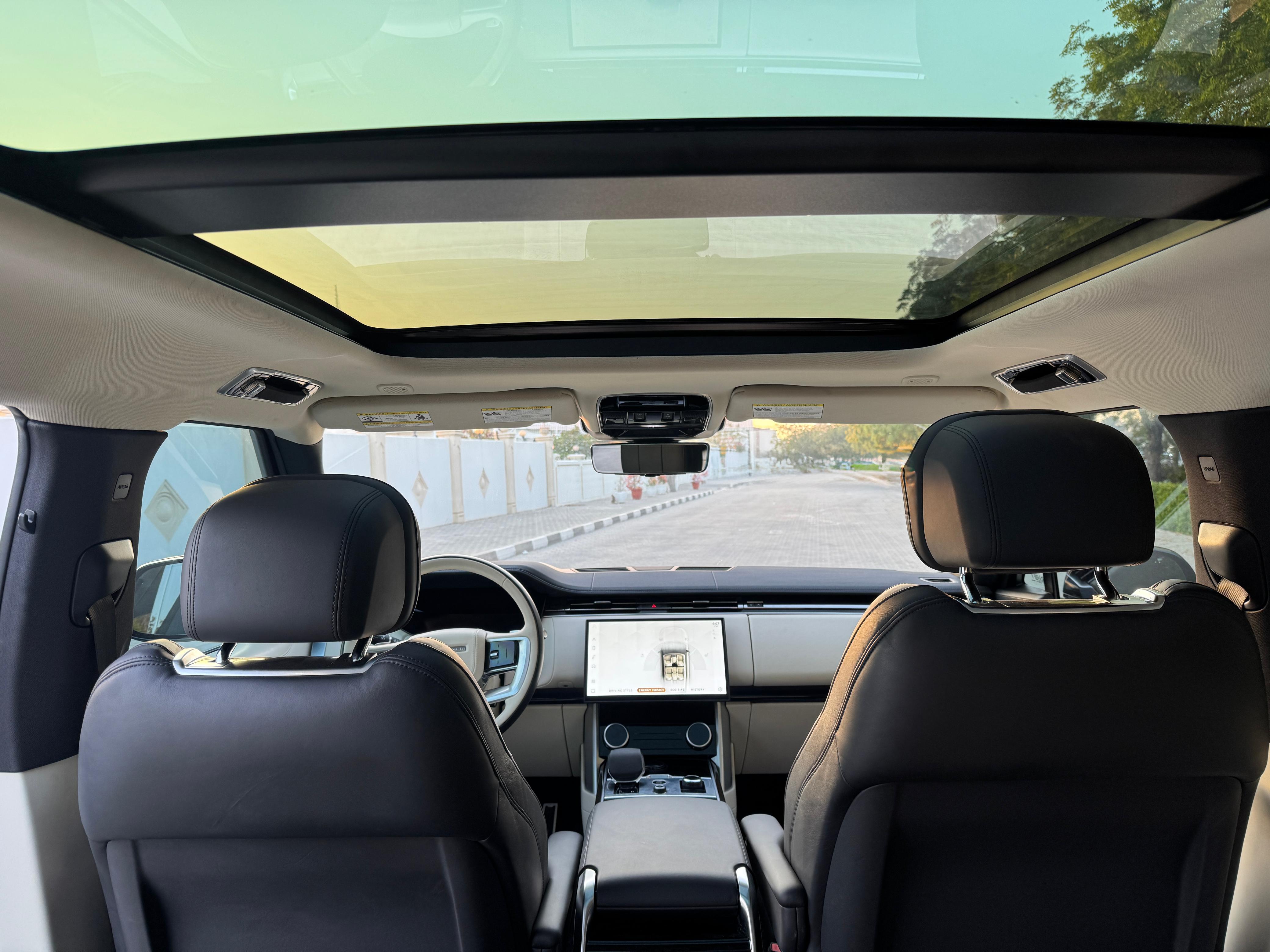 Range Rover Vogue 2025 — photo 2